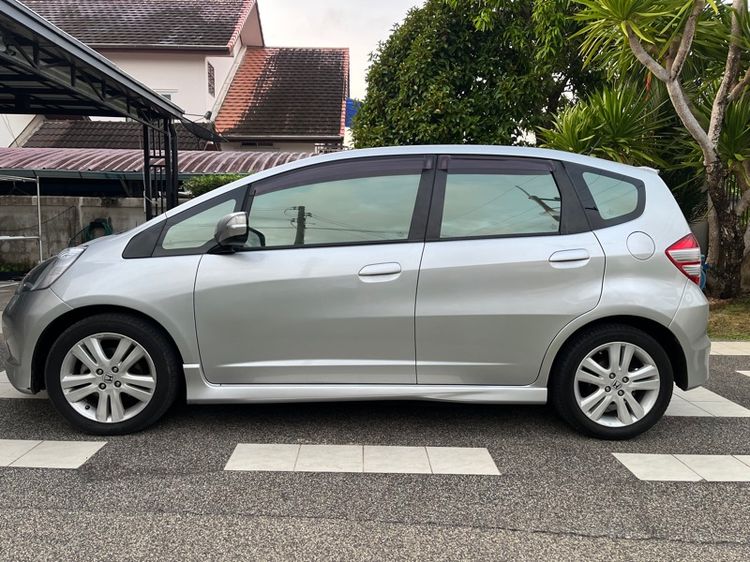 Honda Jazz 2008 1.5 SV VTEC Sedan เบนซิน ไม่ติดแก๊ส เกียร์อัตโนมัติ บรอนซ์เงิน รูปที่ 4