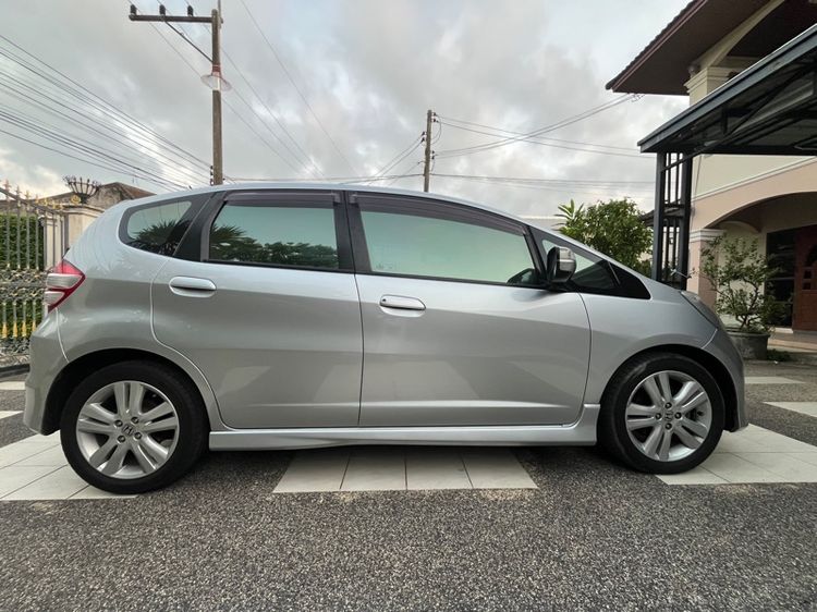 Honda Jazz 2008 1.5 SV VTEC Sedan เบนซิน ไม่ติดแก๊ส เกียร์อัตโนมัติ บรอนซ์เงิน รูปที่ 3