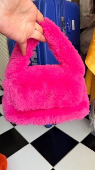 หญิง อื่นๆ กระเป๋าถือ ขนปุย JASPAL มือสอง