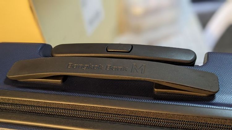 ขายกระเป๋าเดินทางยี่ห้อไรไม่แน่ใจครับของใหม่ รูปที่ 5