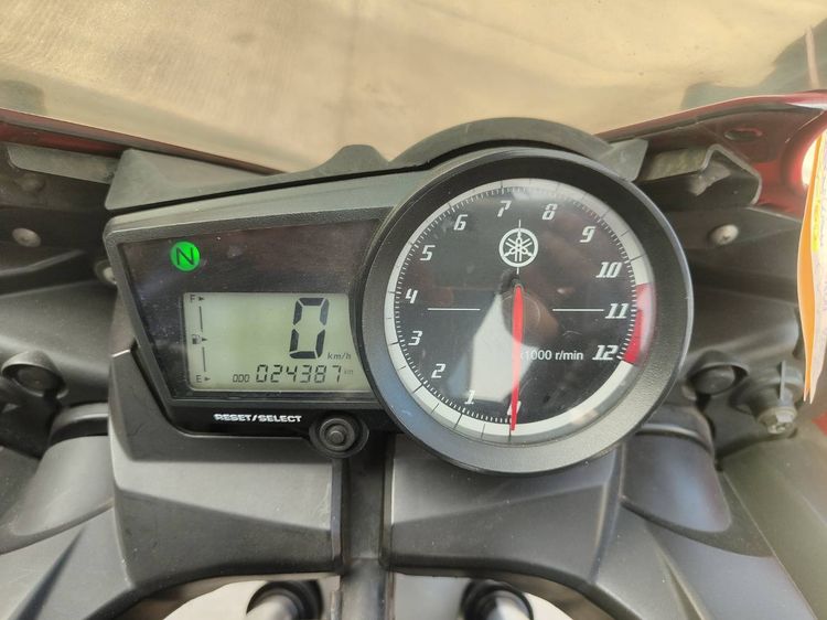 🛵ยังไงก็ขาย R15 ปี 58 เครื่องดี สีสวย สตาร์ทมือ เล่มชุดโอนครบ+เปลี่ยนถ่ายน้ำมันเครื่องฟรี ส่งฟรี30 ก.ม รูปที่ 8