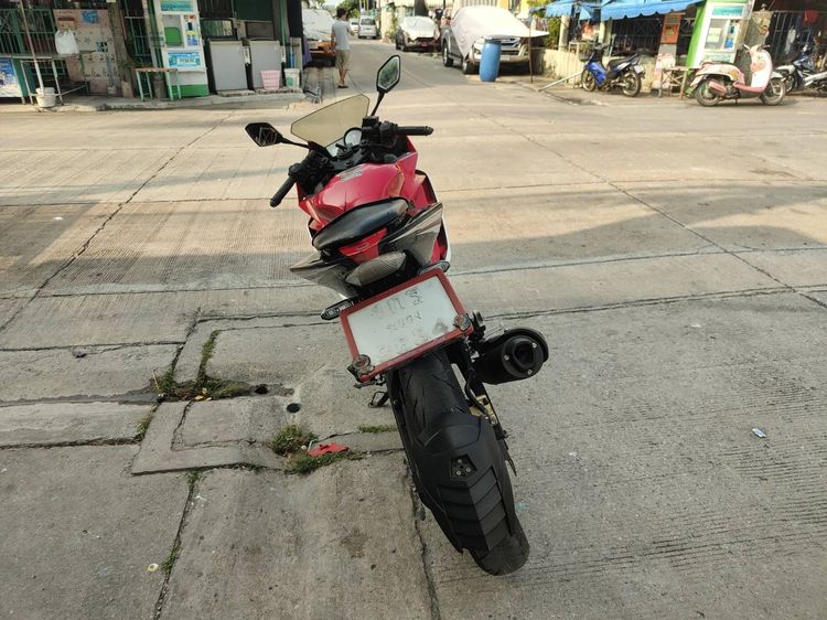 🛵ยังไงก็ขาย R15 ปี 58 เครื่องดี สีสวย สตาร์ทมือ เล่มชุดโอนครบ+เปลี่ยนถ่ายน้ำมันเครื่องฟรี ส่งฟรี30 ก.ม รูปที่ 5