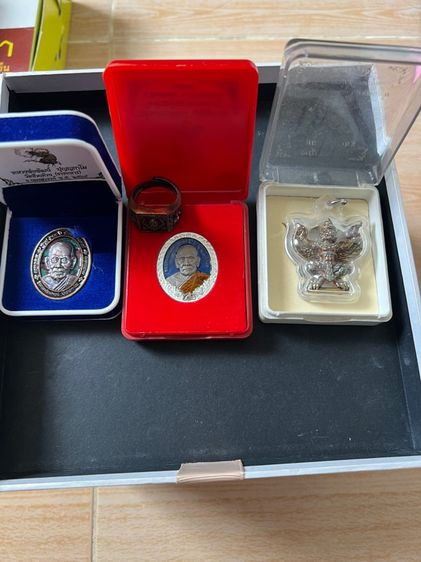 เหรียญพระหลวงพ่อพัฒน์จังหวัดนครสวรรค์