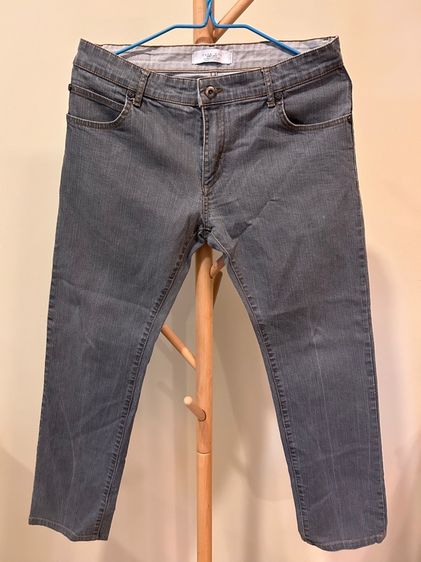 กางเกงยืนยี่ห้อ Zara รูปที่ 4