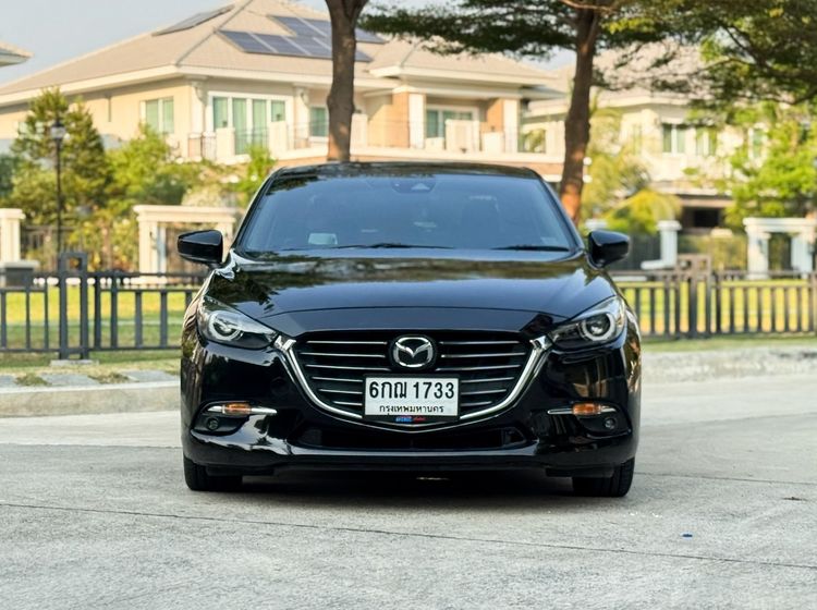 Mazda Mazda3 2017 2.0 S Sedan เบนซิน ไม่ติดแก๊ส เกียร์อัตโนมัติ ดำ รูปที่ 2