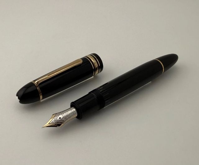 ปากกาMONTBLANC