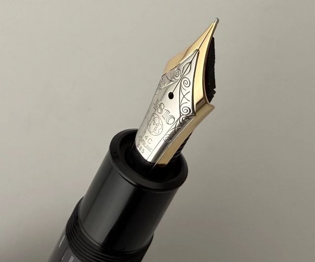 ปากกาMONTBLANC รูปที่ 3