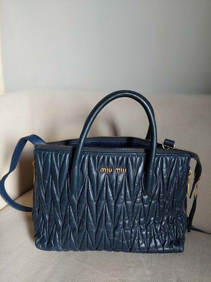 กระเป๋า MIU MIU หนังมะระ สีน้ำเงิน