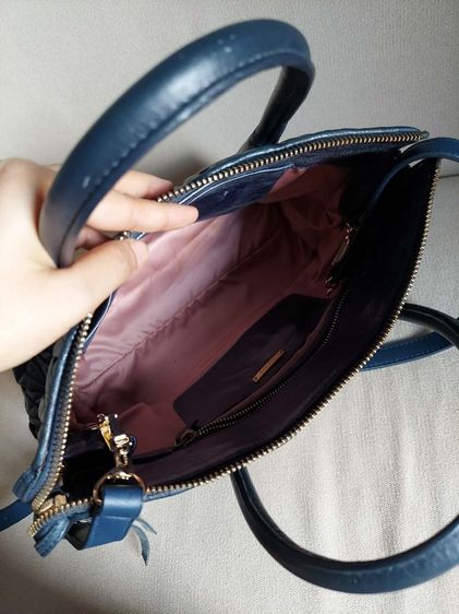 กระเป๋า MIU MIU หนังมะระ สีน้ำเงิน รูปที่ 7
