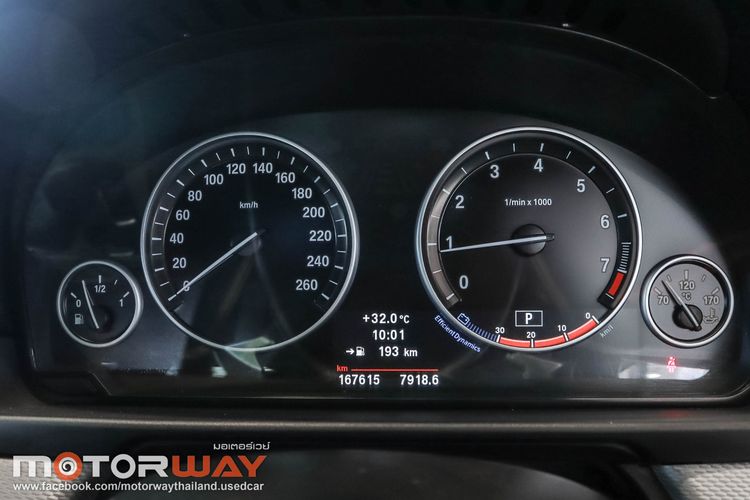 BMW Series 5 2015 528i Sedan เบนซิน เกียร์อัตโนมัติ ดำ รูปที่ 2