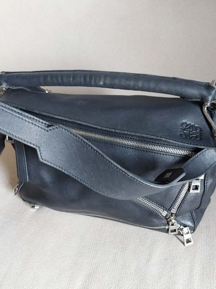 กระเป๋าสะพาย Loewe สีดำ  รูปที่ 4