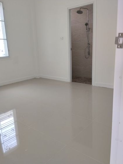 อื่นๆ มีบางส่วน 2025 ใช่ ขายบ้านใหม่ปลวกแดง บ่อวิน รูปที่ 4