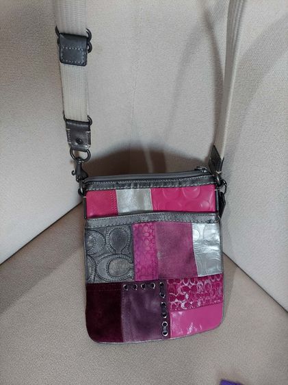 กระเป๋าสะพาย Coach ของแท้