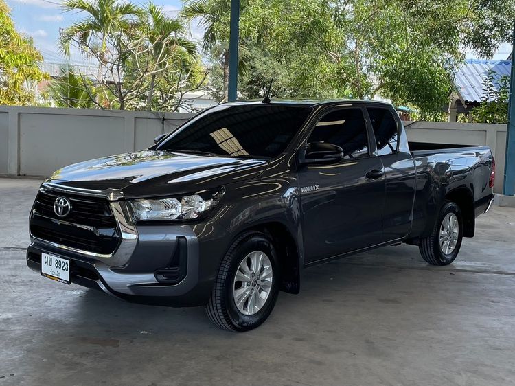 รถ Toyota Hilux Revo Smart Cab 2.4 Entry Z Edition สี เทา