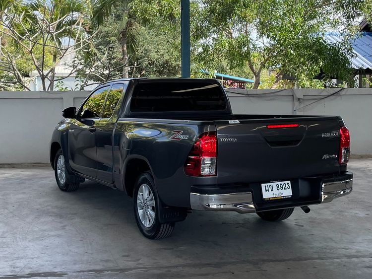 Toyota Hilux Revo 2023 Smart Cab 2.4 Entry Z Edition Pickup ดีเซล ไม่ติดแก๊ส เกียร์ธรรมดา เทา รูปที่ 4