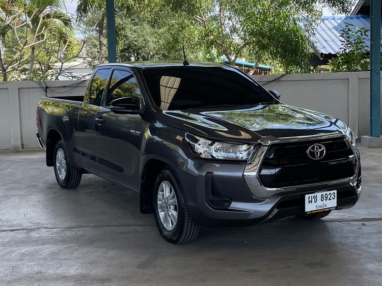 Toyota Hilux Revo 2023 Smart Cab 2.4 Entry Z Edition Pickup ดีเซล ไม่ติดแก๊ส เกียร์ธรรมดา เทา รูปที่ 3