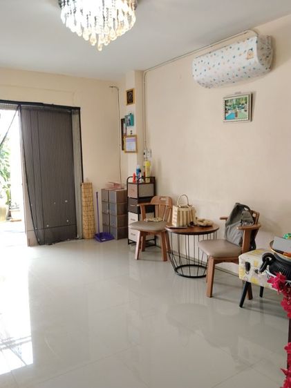 อื่นๆ 2018 มีบางส่วน ใช่ ขายทาวน์เฮ้าส์ใจกลางเมืองศรีราชา รูปที่ 2