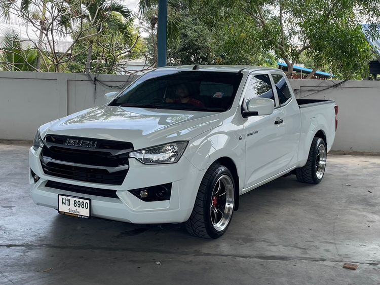 รถ Isuzu D-MAX 1.9 S สี ขาว