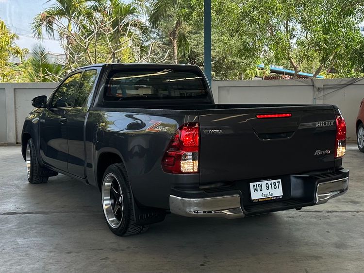 Toyota Hilux Revo 2023 Smart Cab 2.4 Entry Z Edition Pickup ดีเซล ไม่ติดแก๊ส เกียร์ธรรมดา เทา รูปที่ 4