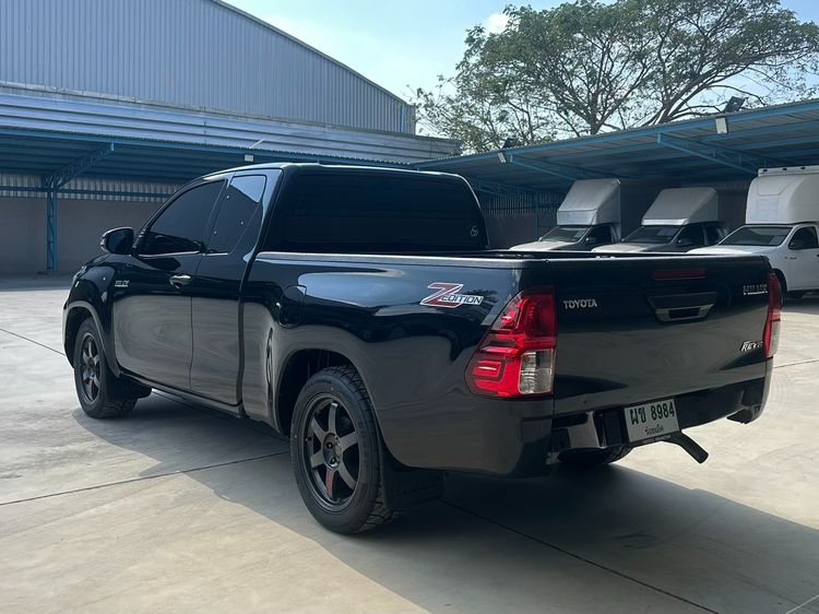 Toyota Hilux Revo 2022 Smart Cab 2.4 Entry Z Edition Pickup ดีเซล ไม่ติดแก๊ส เกียร์ธรรมดา ดำ รูปที่ 4