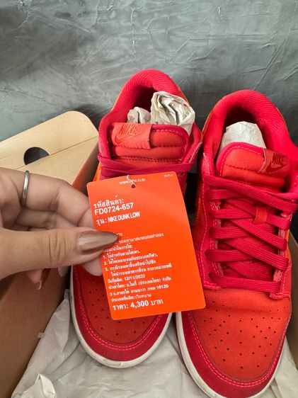 Nike dunk low size39 แท้ รูปที่ 8