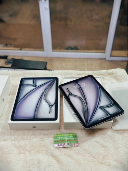  iPad Air 11-inch (M2) Wi-Fi 1TB Space Gray  รูปที่ 3