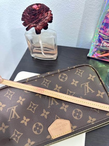 ขายกระเป๋า Louis Vuitton หลุยส์ วิตตอง รุ่น Multi Pochette Accessories สภาพดี นัดดูได้  รูปที่ 9