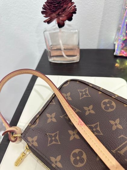 ขายกระเป๋า Louis Vuitton หลุยส์ วิตตอง รุ่น Multi Pochette Accessories สภาพดี นัดดูได้  รูปที่ 8
