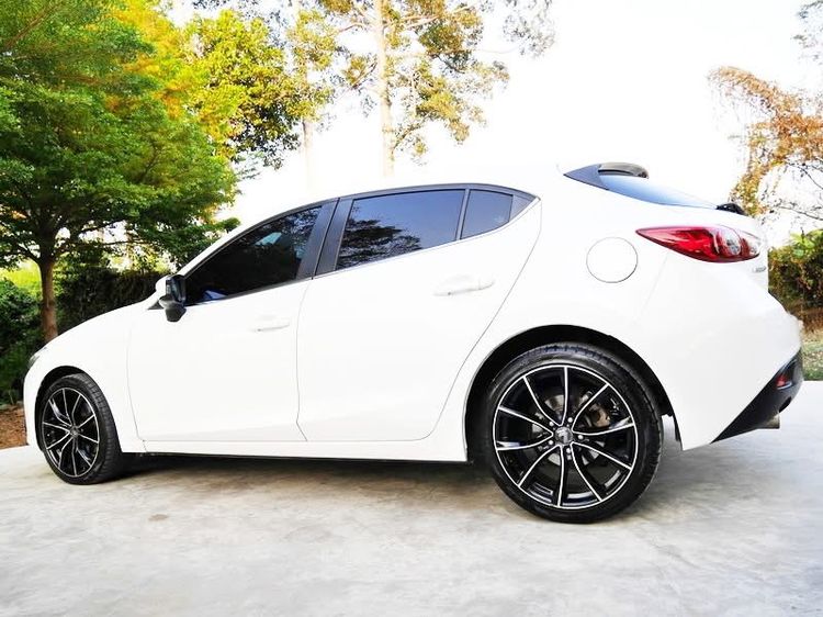 Mazda Mazda3 2014 2.0 S Sports Sedan เบนซิน ไม่ติดแก๊ส เกียร์อัตโนมัติ ขาว รูปที่ 3