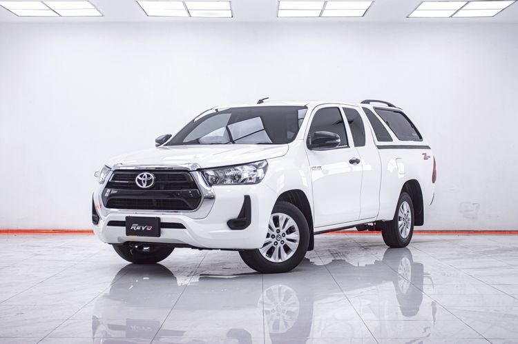 รถ Toyota Hilux Revo Smart Cab 2.4 Entry Z Edition สี ขาว
