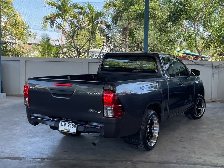 Toyota Hilux Revo 2022 Smart Cab 2.4 Entry Z Edition Pickup ดีเซล ไม่ติดแก๊ส เกียร์ธรรมดา เทา รูปที่ 2