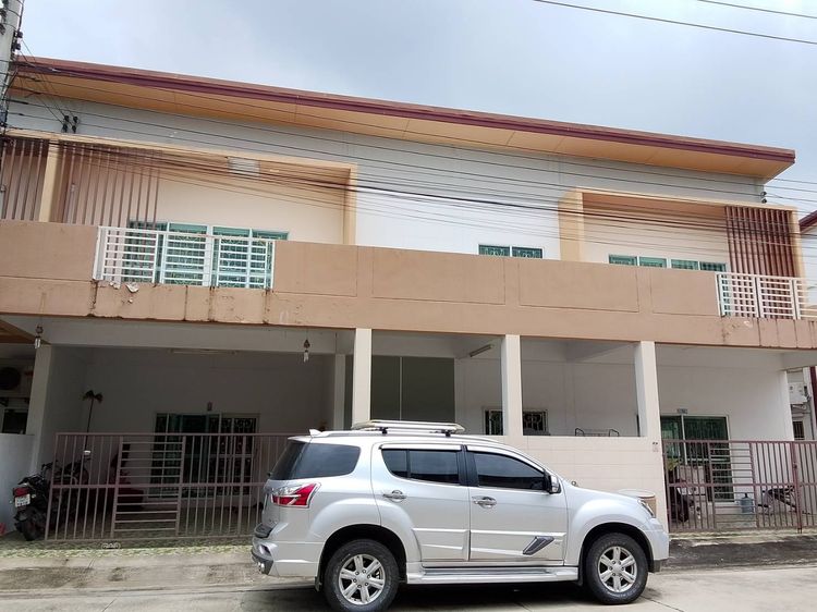 ทาวน์เฮ้าส์