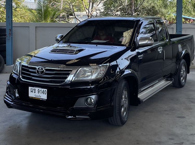 รถ Toyota Hilux Vigo Champ Smart Cab 2.5 G สี ดำ