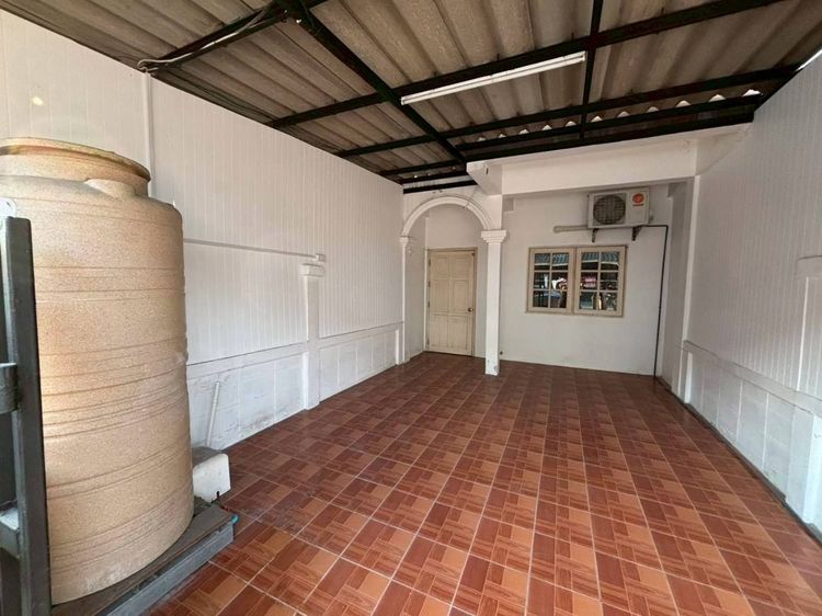 ตกแต่งครบ ขาย ให้เช่า ทาวน์เฮ้าส์แต่งครบ พร้อมอยู่ หมู่บ้านชัยพฤกษ์ คลองสาม ใกล้แม็คโครและตลาดไท เพียง 1.29 ลบ. รูปที่ 3