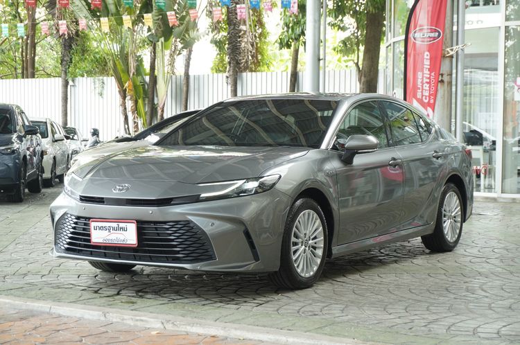 Toyota Camry 2025 2.5 HV Sedan ไฮบริด ไม่ติดแก๊ส เกียร์อัตโนมัติ เทา