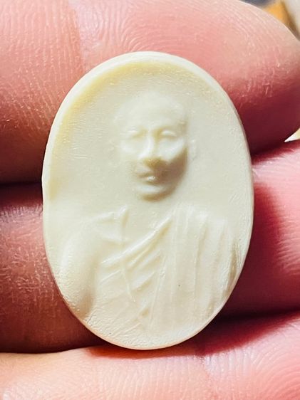 หลวงพ่อโอภาสี 