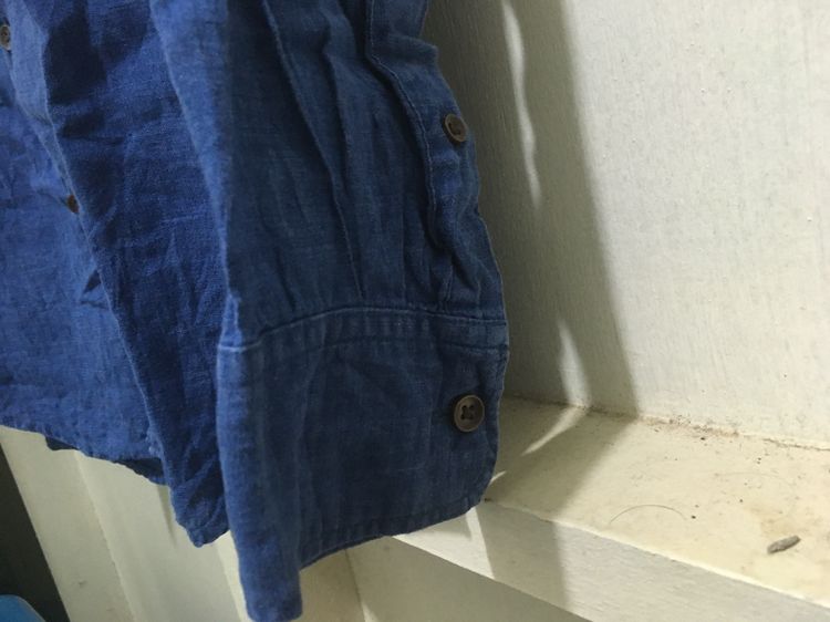เสื้อเชิ้ต ผ้าลินิน  แบรนด์ UNIQLO สีน้ำเงินเข้ม รูปที่ 6