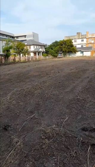 ขายที่ดินพร้อมอาคารพาณิชย์ 2คูหา รูปที่ 2