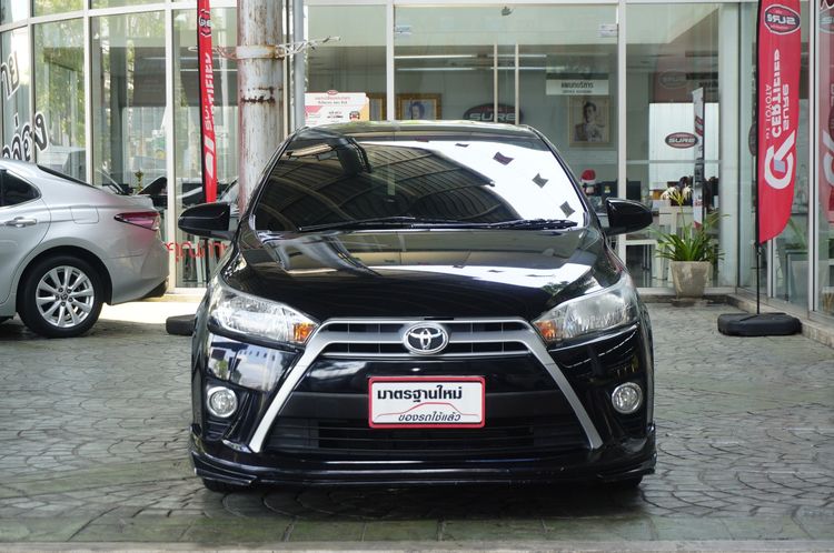 Toyota Yaris 2014 1.2 E Sedan เบนซิน ไม่ติดแก๊ส เกียร์อัตโนมัติ ดำ รูปที่ 2