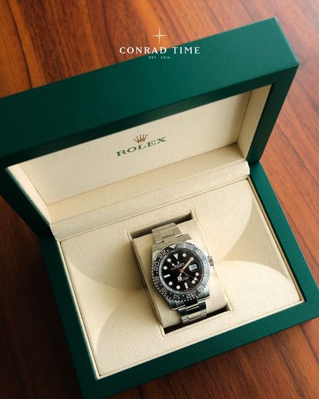 Rolex GMT-Master II 126710GRNR 'Bruce Wayne Black Dial Oyster Steel 2024 40mm. Fullset  รูปที่ 3