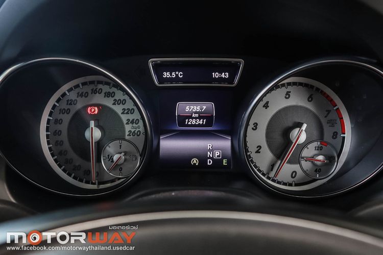 Mercedes-Benz CLA-Class 2016 CLA180 Sedan เบนซิน เกียร์อัตโนมัติ เทา รูปที่ 2