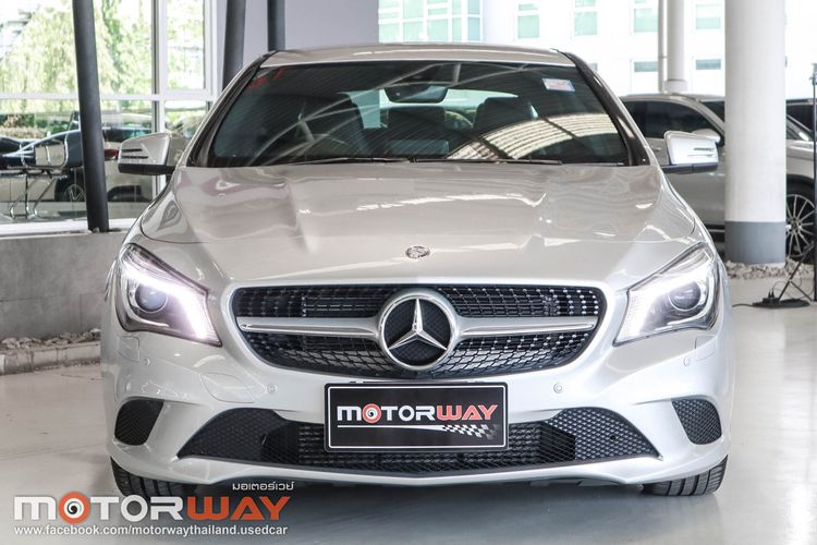Mercedes-Benz CLA-Class 2016 CLA180 Sedan เบนซิน เกียร์อัตโนมัติ เทา รูปที่ 3