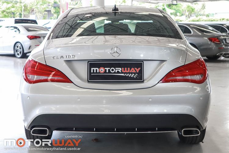 Mercedes-Benz CLA-Class 2016 CLA180 Sedan เบนซิน เกียร์อัตโนมัติ เทา รูปที่ 4