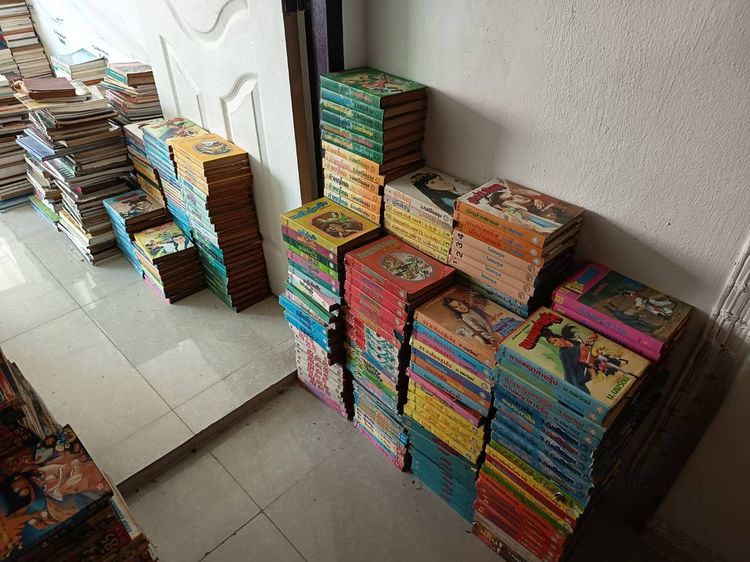 เหมาหนังสือ กิโลละ10บาท รวม 10,000 โล  รูปที่ 7