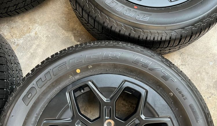 ✨ล้อแม็กพร้อมยางป้ายแดง✨Toyota TRAVO รุ่นใหม่ล่าสุด ขอบ 18💖สวยกริ๊บ💖 รูปที่ 7