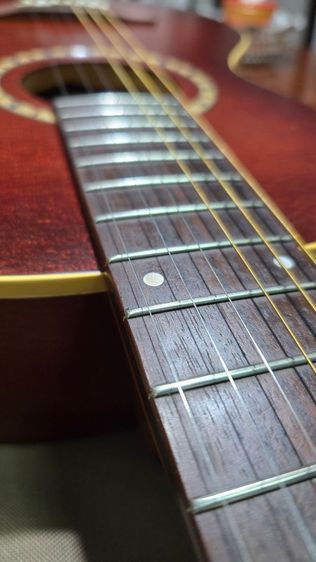 ขายกีต้าร์โปร่ง 36 นิ้ว art and luthier สัญชาติแคนนาดา สภาพ 99 รูปที่ 2