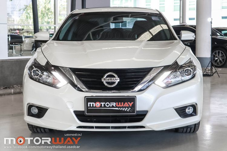 Nissan Teana 2019 2.0 200 XL Sports Series Navi Sedan เบนซิน เกียร์อัตโนมัติ ขาว รูปที่ 3