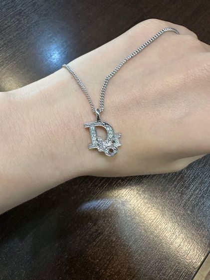 สร้อยDior