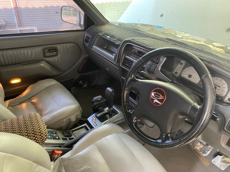 Isuzu Grand Adventure 2002 3.0 4X4 Utility-car ดีเซล เกียร์อัตโนมัติ เทา รูปที่ 4