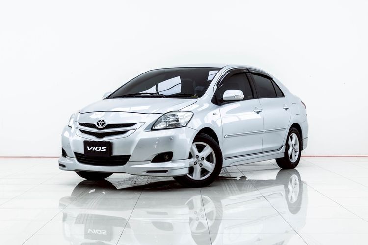 รถ Toyota Vios 1.5 E สี เทา